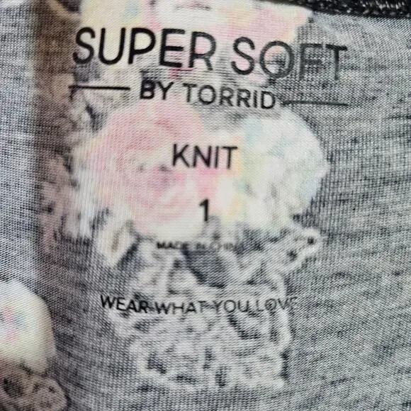 Torrid Black with Pink Floral Super Soft Knit Dress Size 1X (14) - Picture 6 of 8